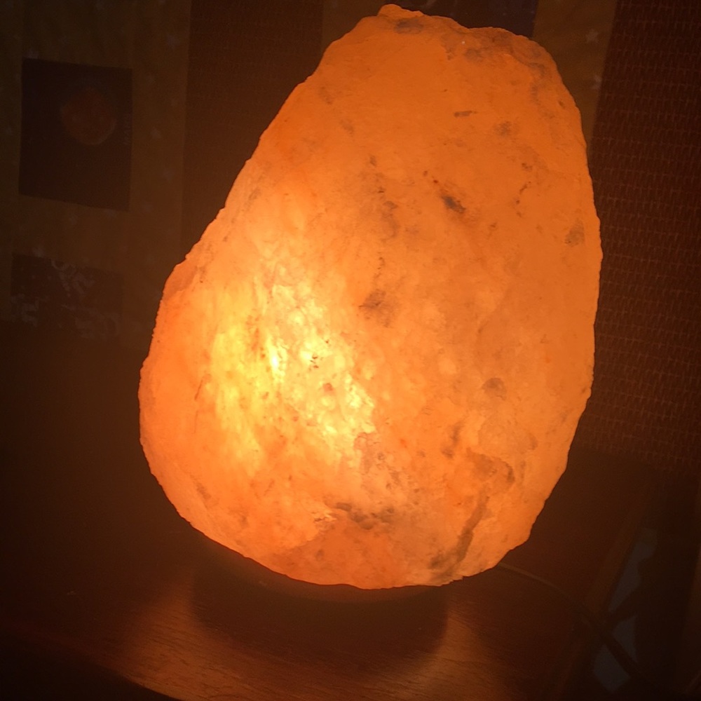 Salt lamp rock